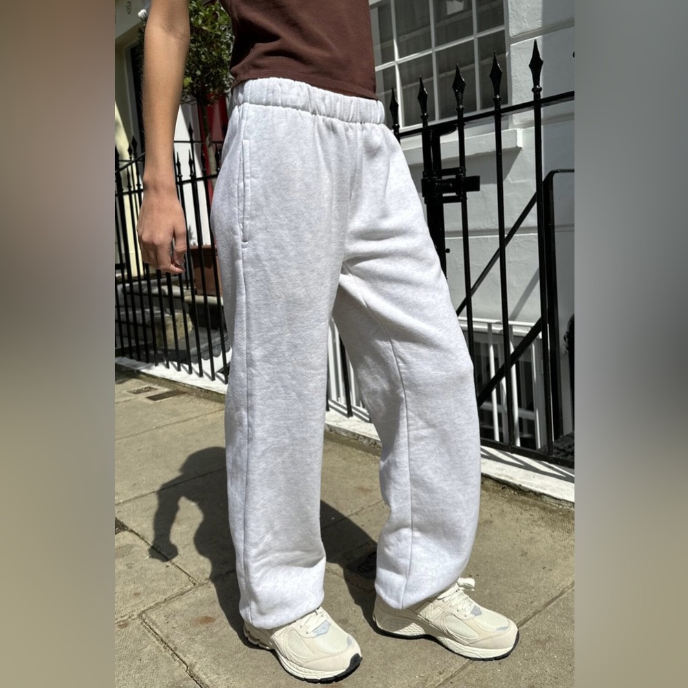Brandy Melville Heather Gray Rosa Sweatpants